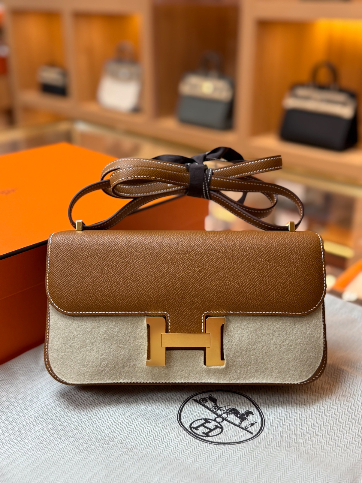 Hermes Constance elan CC37 gold brown with gold buckle, epoxied leather K engraving