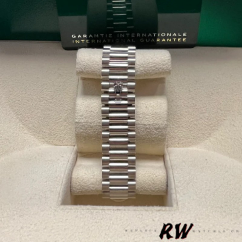 Rolex Day-Date 128349RBR 0010 Blue Ombre Dial Diamond Bezel 36MM Unisex Replica Watch