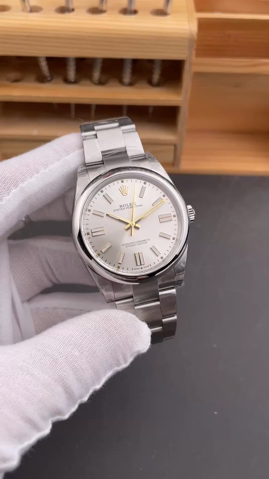 Rolex Oyster Perpetual 41 Silver Dial Steel M124300 0001 Men's Watch