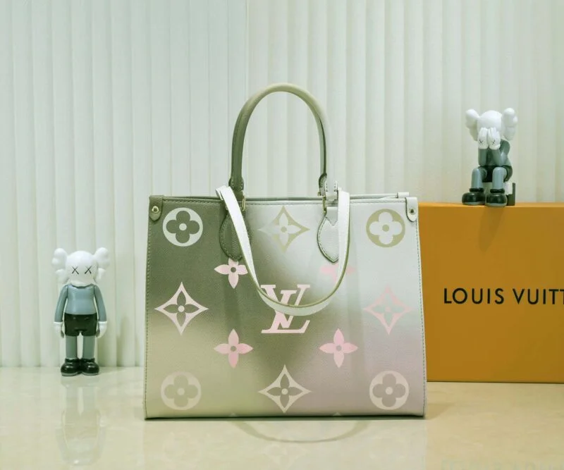Louis Vuitton Onthego Mm/Gm Tote Bag