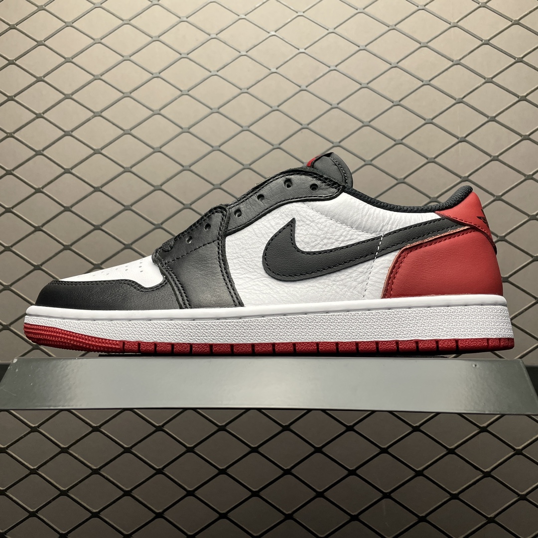 JRD 1 Low Black Toe CZ0790-106