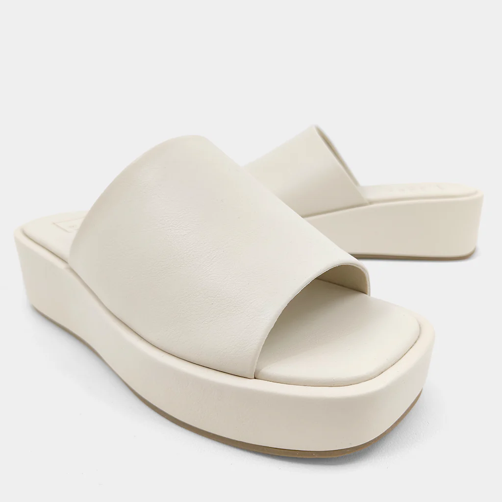 Lourdes Sleek Slides 鈥?Bone