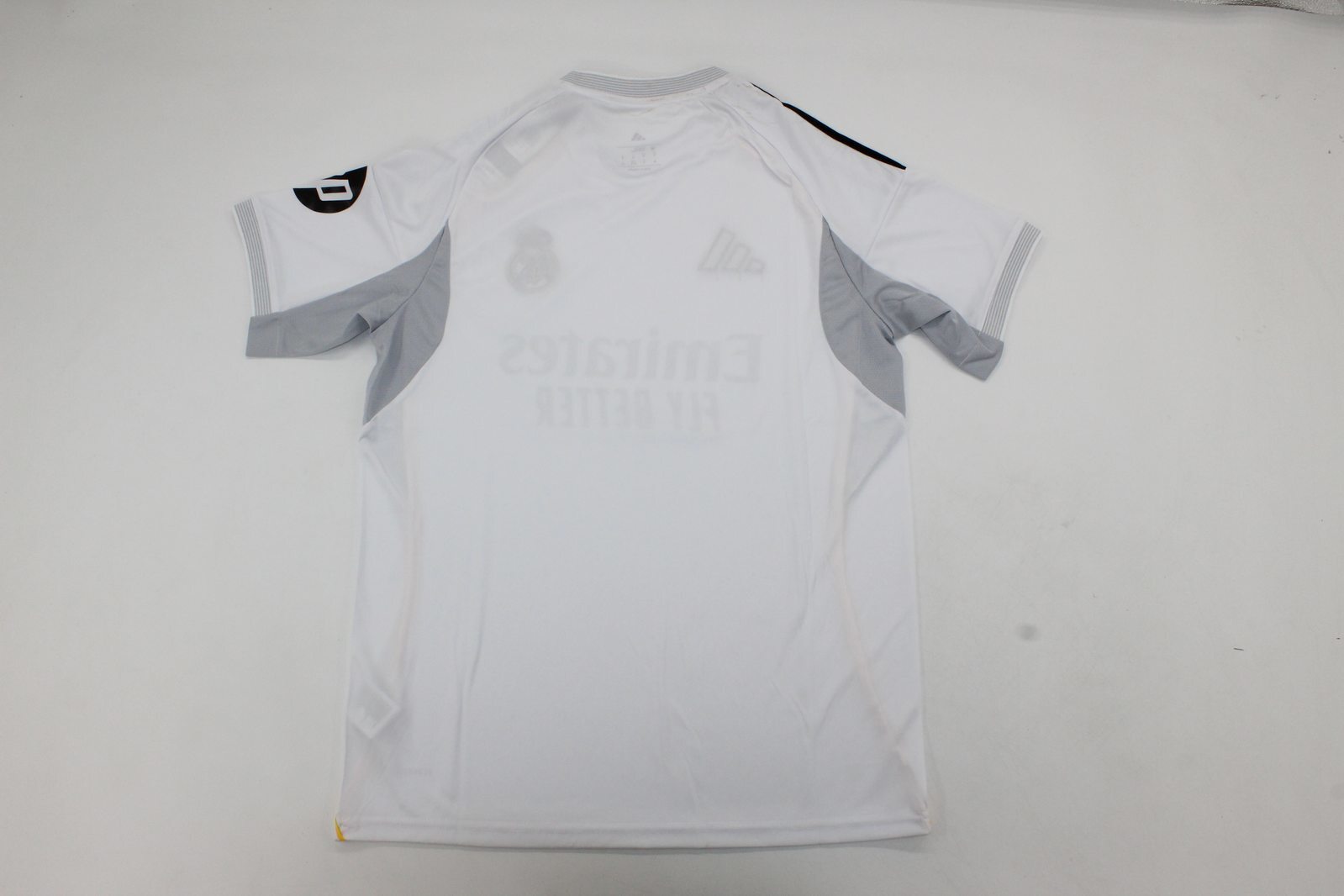 Real Madrid 25-26 Home Jersey