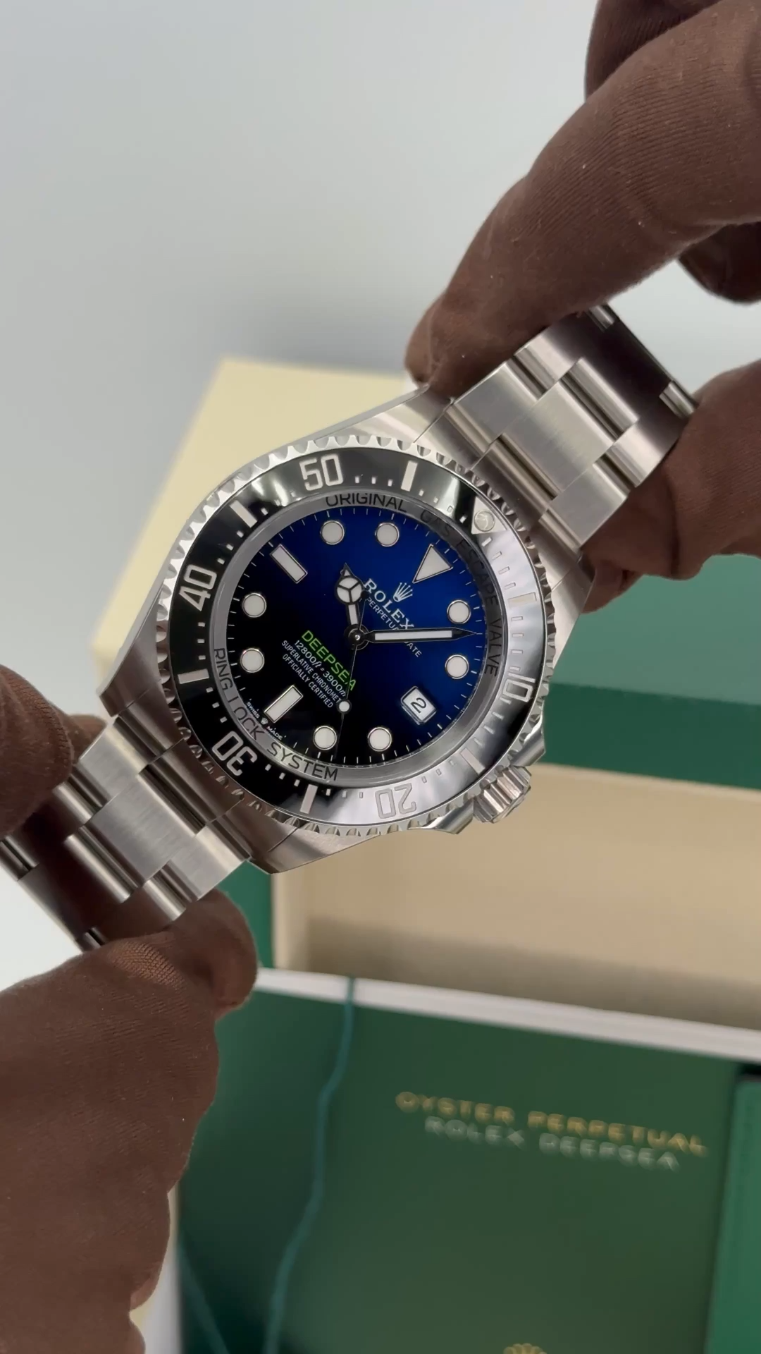 Rolex Deepsea Oystersteel m136660-0003 Replica