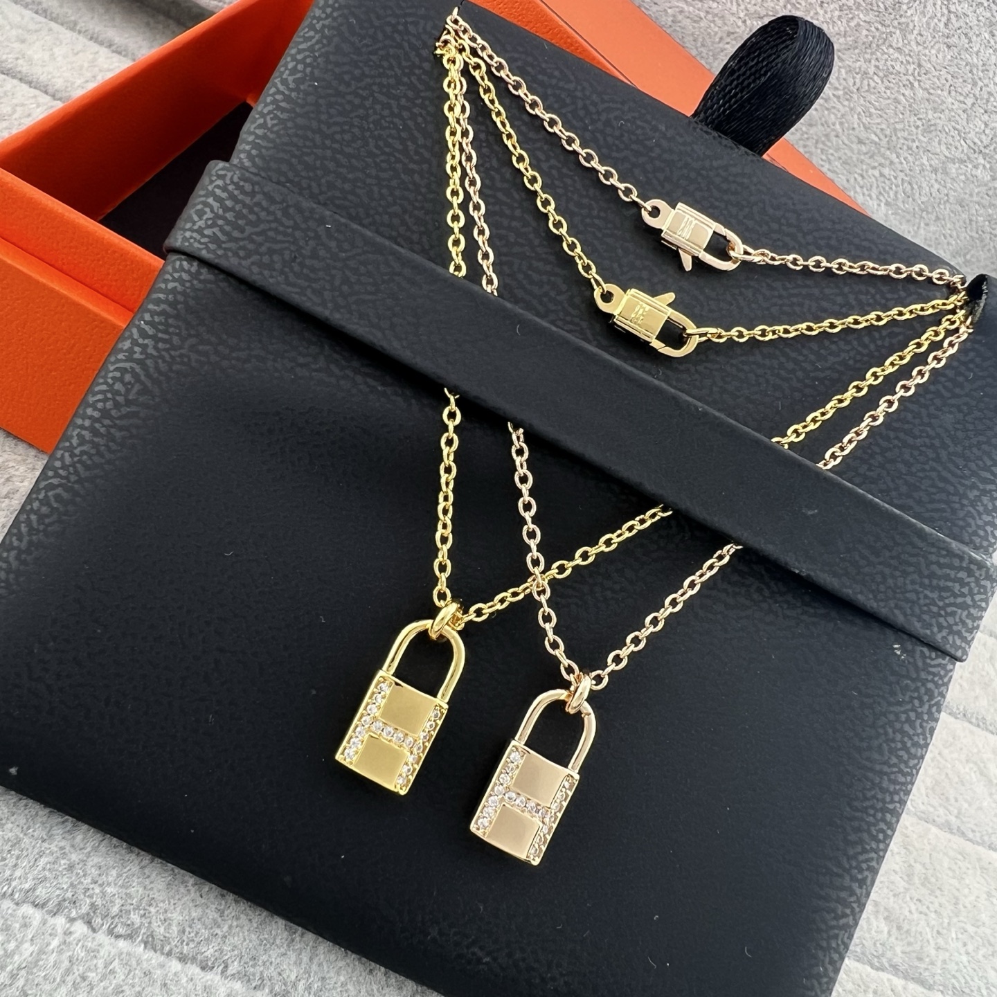 H-shaped diamond-encrusted padlock pendant necklace - Artisantouchss