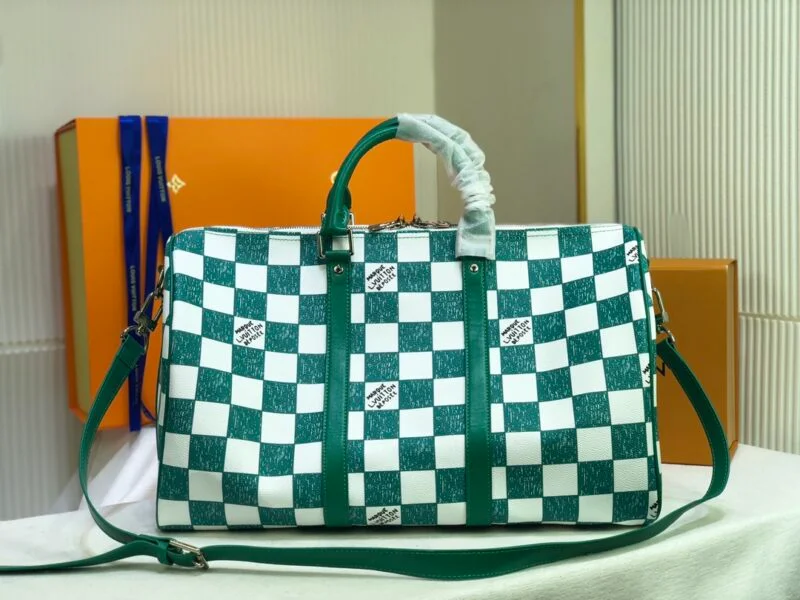 Louis Vuitton Keepall Bandouliere 45 Green/Black