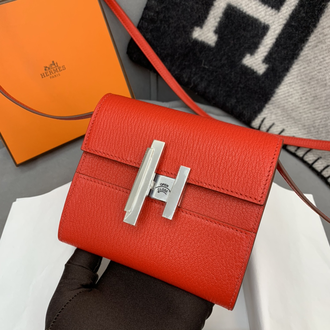 Cinhetic Mini 12cm Sheepskin with Silver Buckles