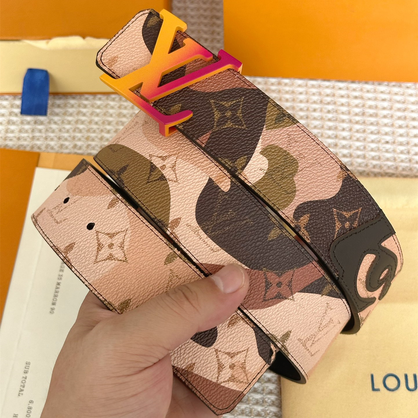 Louis Vuitton Men Belt Width 4cm