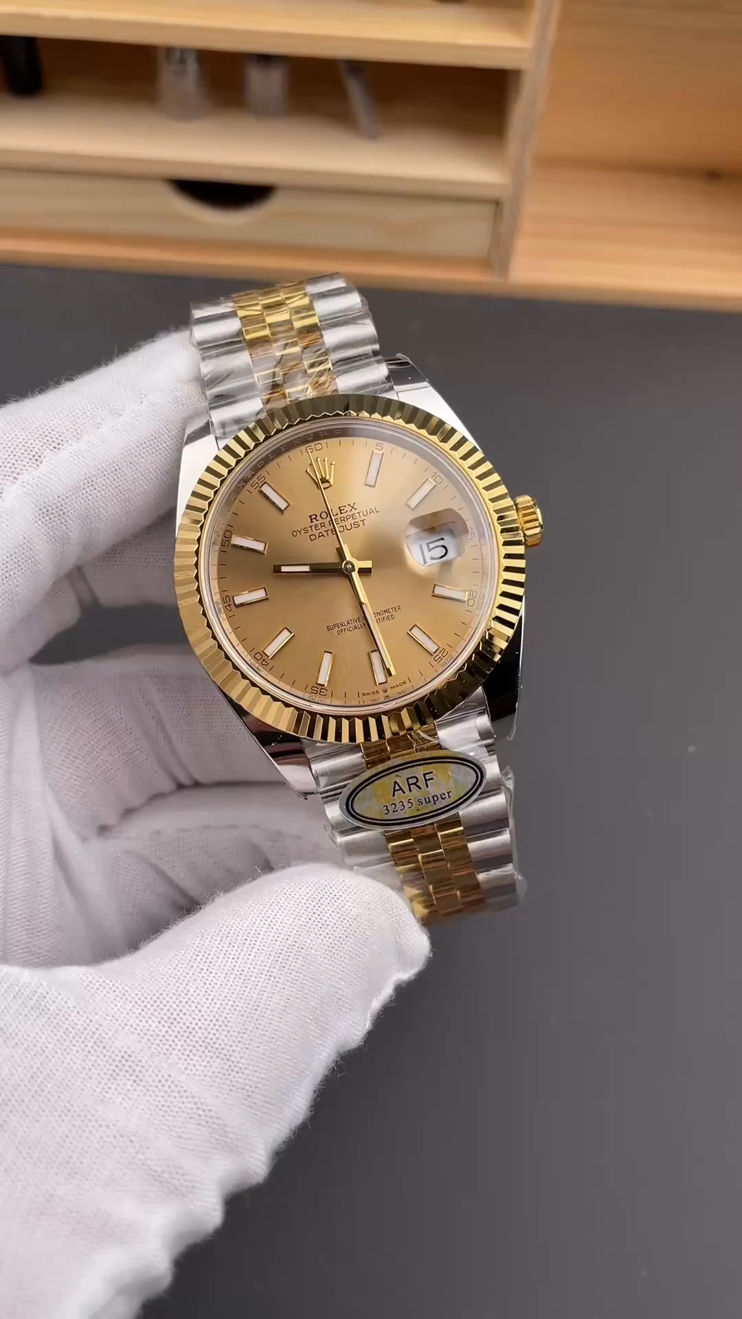 Rolex Datejust 126333 0010 Champagne Index Jubilee 41mm Two Tone Steel