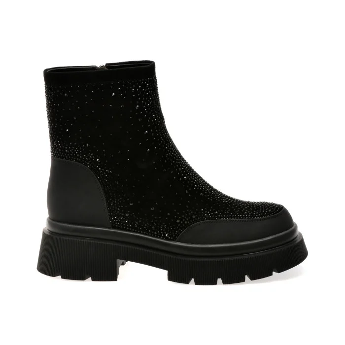 Ghete GRYXX negre, KR381, din piele intoarsa