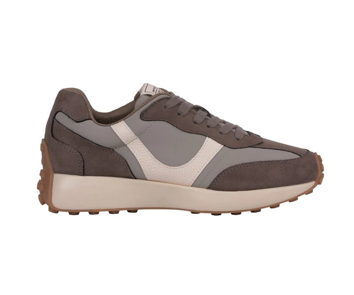 Howell Lace-Up Sneakers 鈥aupe
