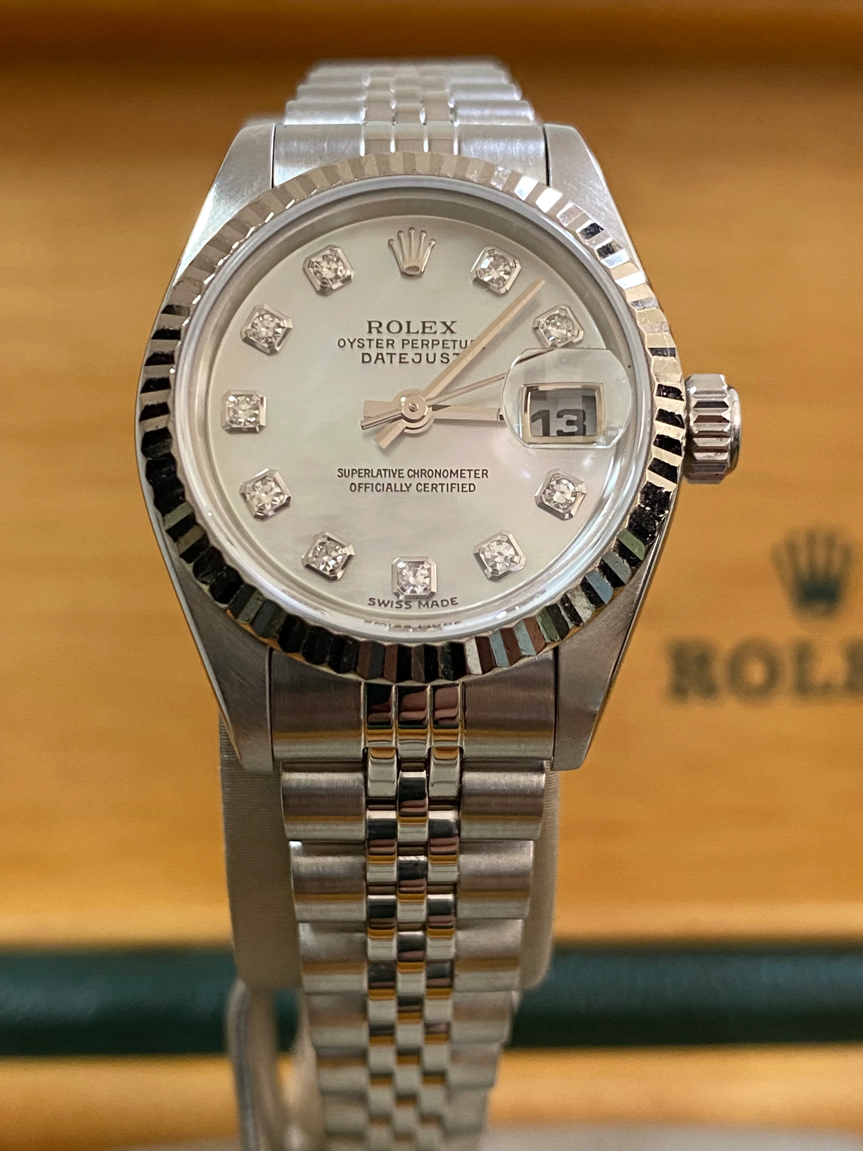 Rolex Steel Lady-Datejust - U serial- Fluted Bezel - Mother of Pearl Diamond Dial - Jubilee Bracelet - 69174