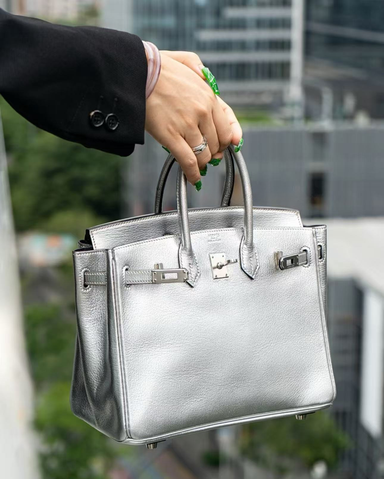 Hermès Limited Edition Birkin 25-35 metallic silver customization