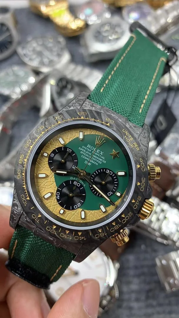 Daytona DIW Carbon Case and Bezel DIWF Edition Green