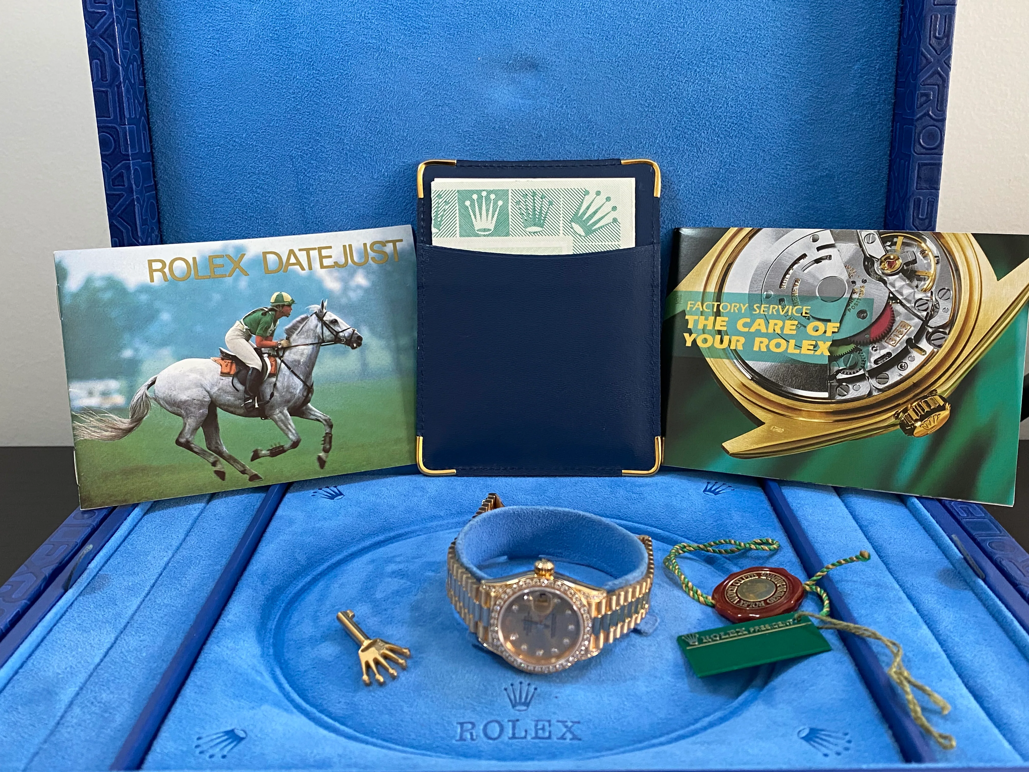 Rolex Yellow Gold Lady-Datejust - P serial -Factory Diamond Dial, Bezel and Lugs- President Bracelet - 79158 