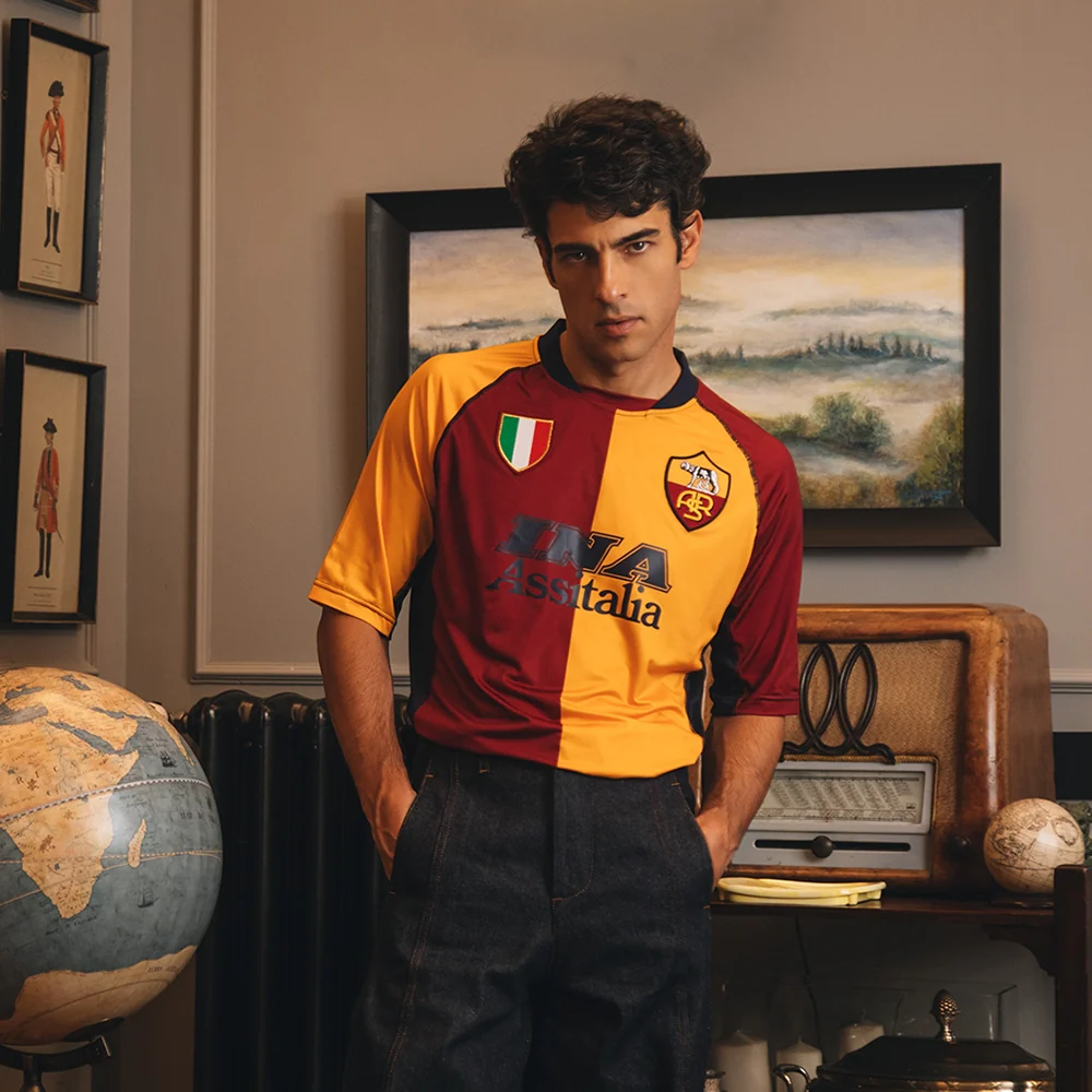 AS Roma 2001 - 02 Retro Football Shirt
