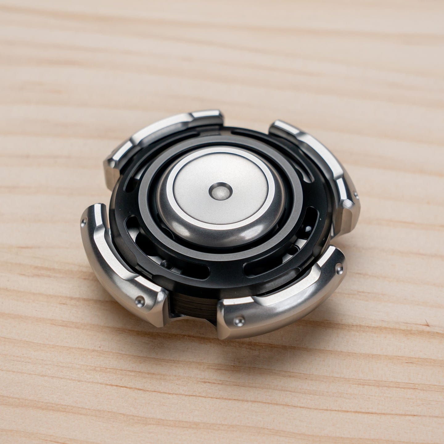 DJG Whisper Spin Fidget Spinner