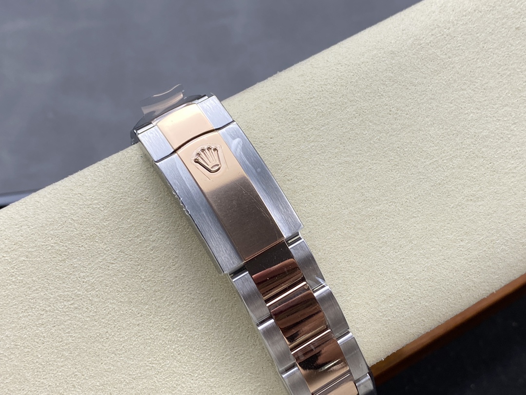 Rolex Datejust 41mm Two Tone Rose Gold Sundust Index Dial 126331 0009