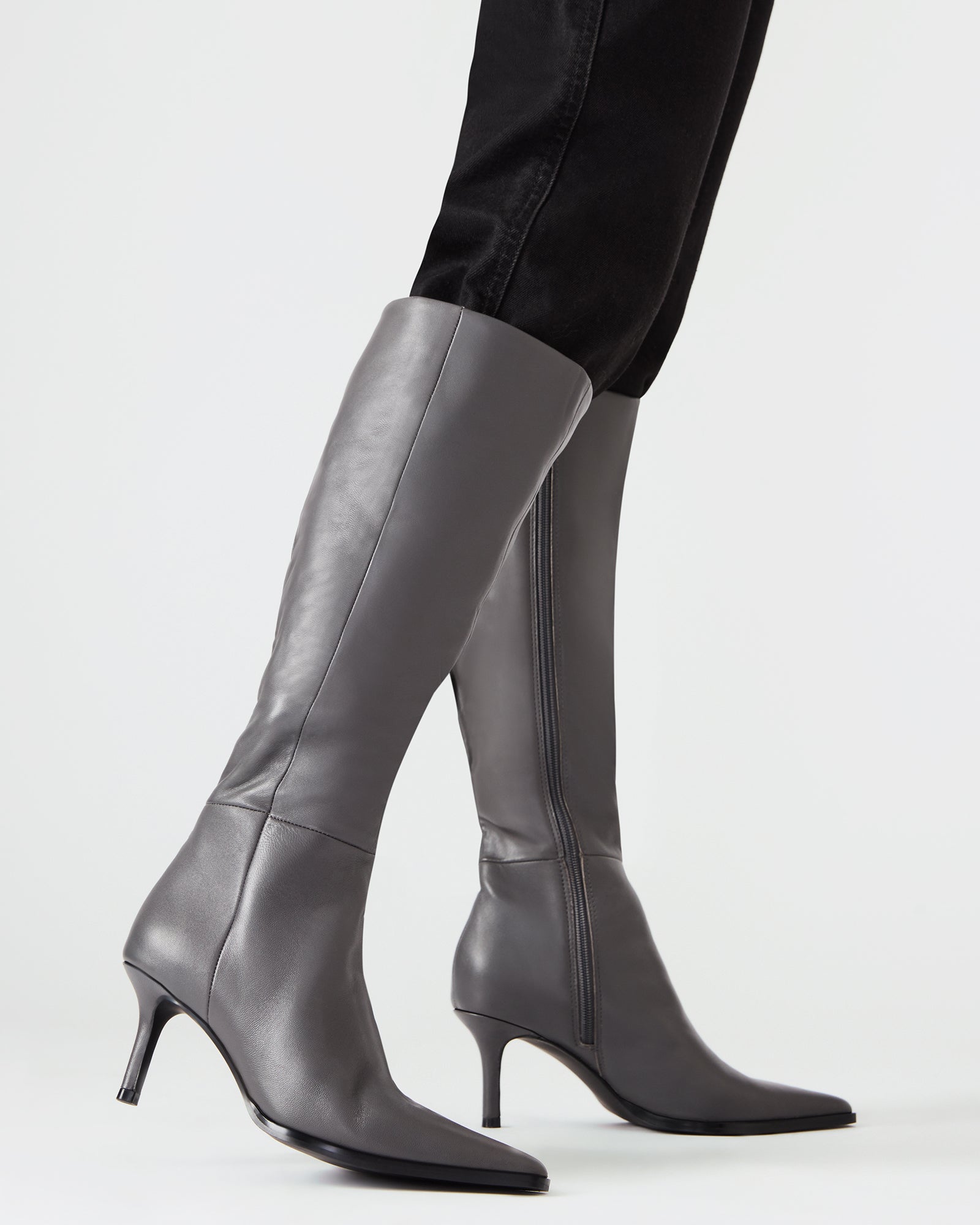Lingo Grey Leather