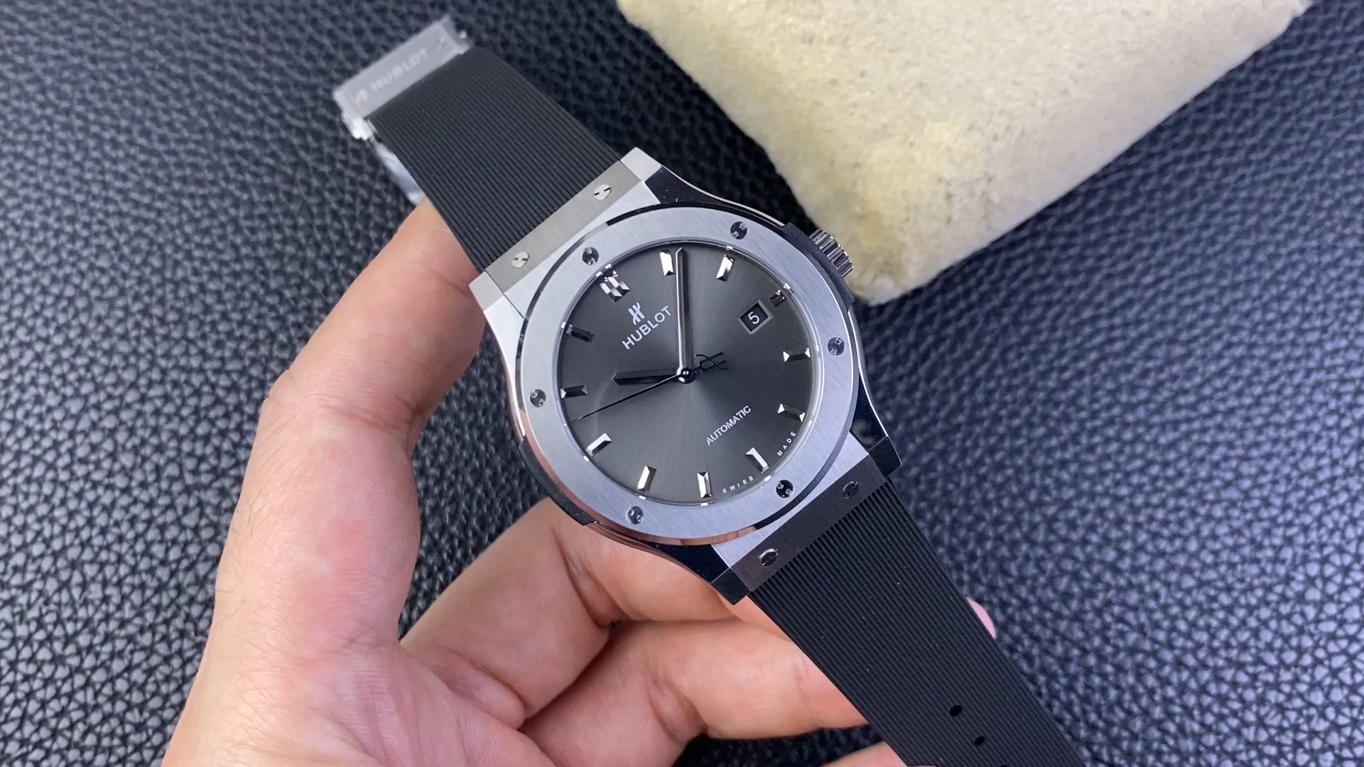 Hublot Classic Fusion 511.co.1181.rx 45mm Mens