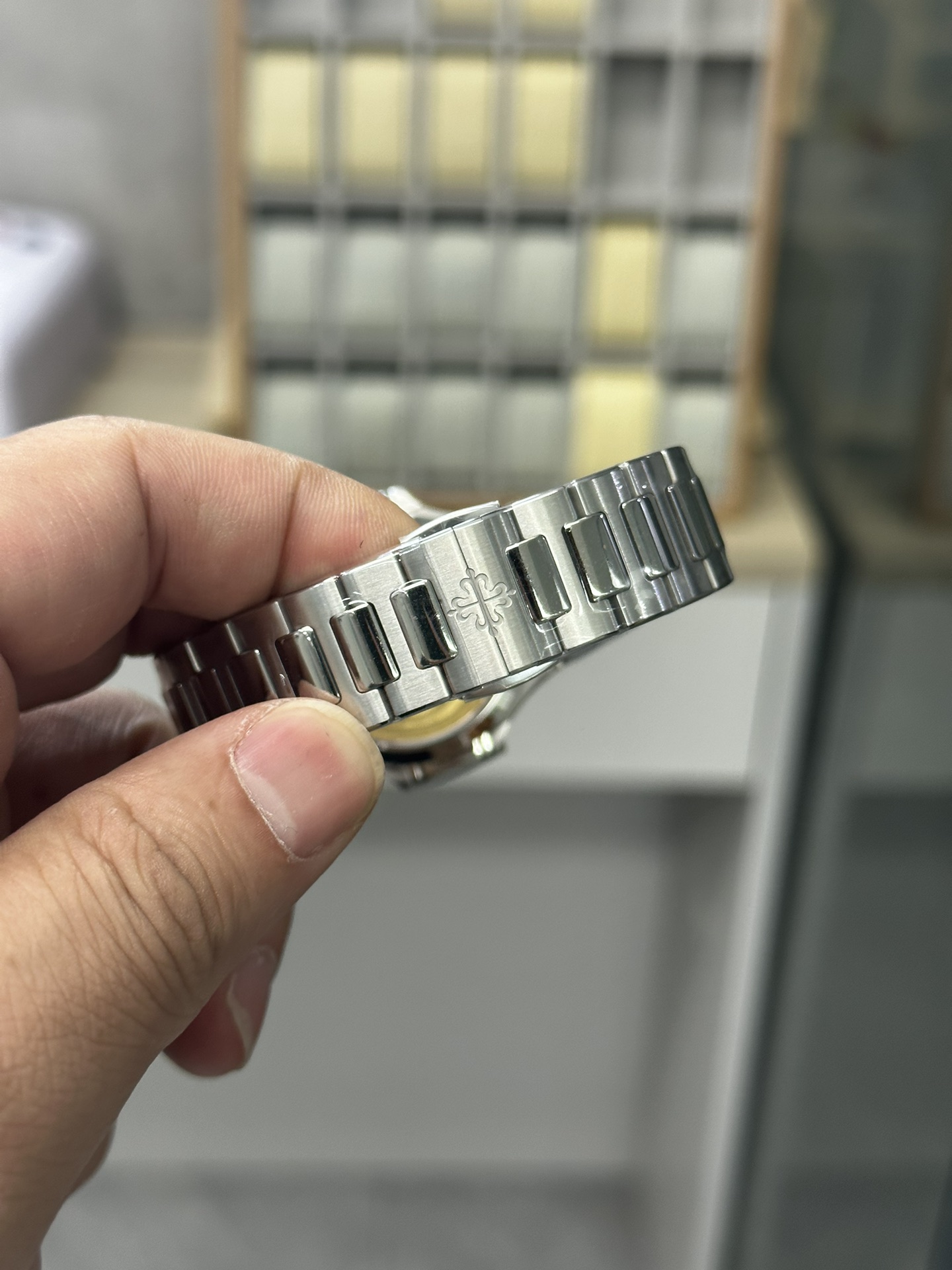Patek Philippe Nautilus Ladies Stainless Steel Blue Dial 7118 1200A 001 35mm