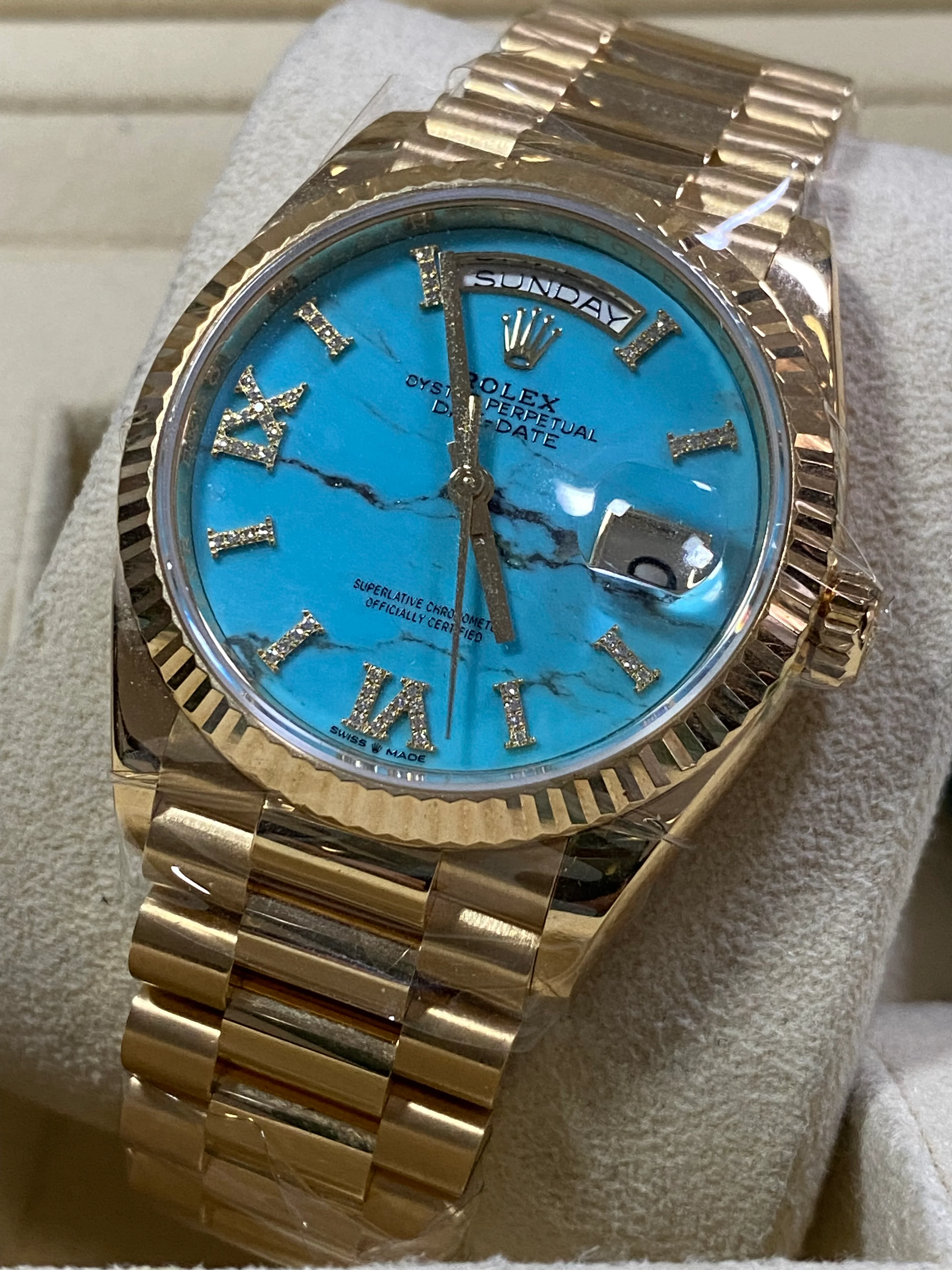 Rolex Yellow Gold Day-Date 36 - 2023 - Turquoise Diamond-Set Dial - Fluted Bezel - President Bracelet - 128238