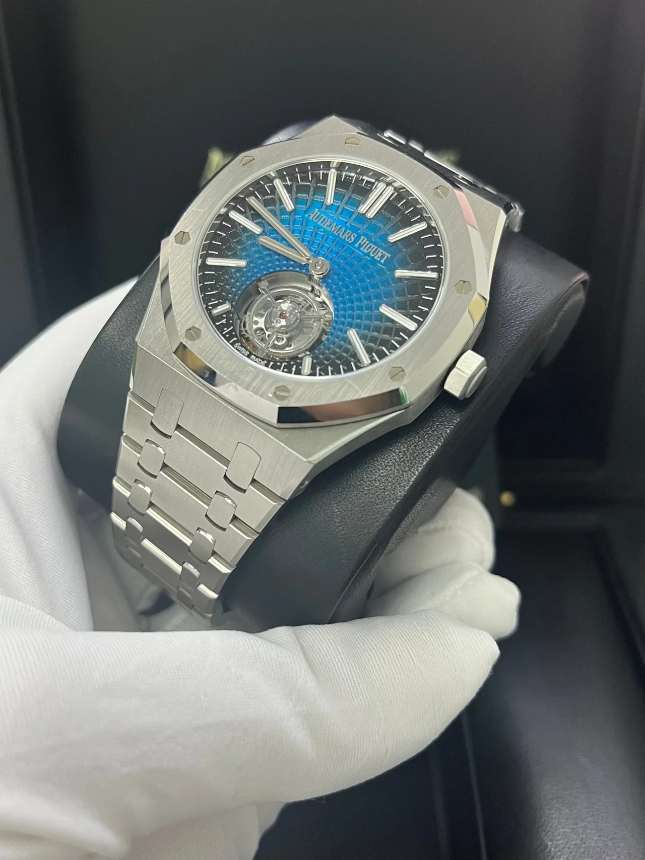 Royal Oak Selfwinding Flying Tourbillon Ref. 26530ST.OO.1220ST.01 41mm