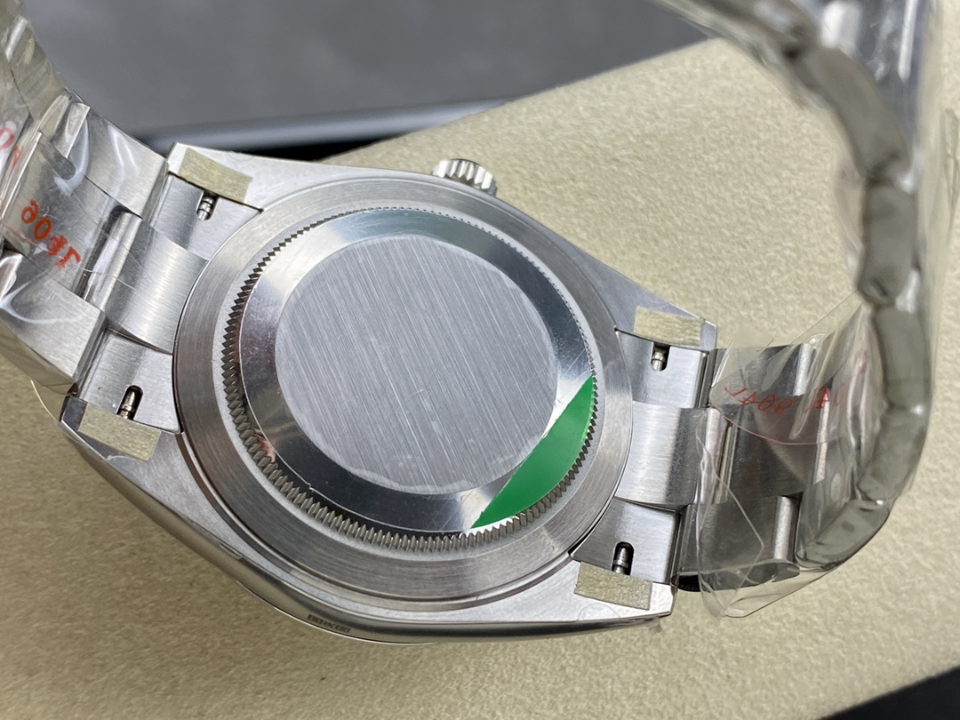 Rolex Datejust 41mm Steel Oyster Bracelet Smooth Bezel 126300 0021