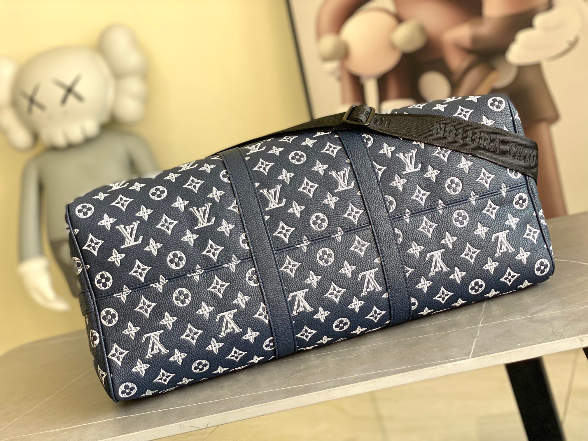 L X V Keepall Bag M24953 50*29*23CM detail 13