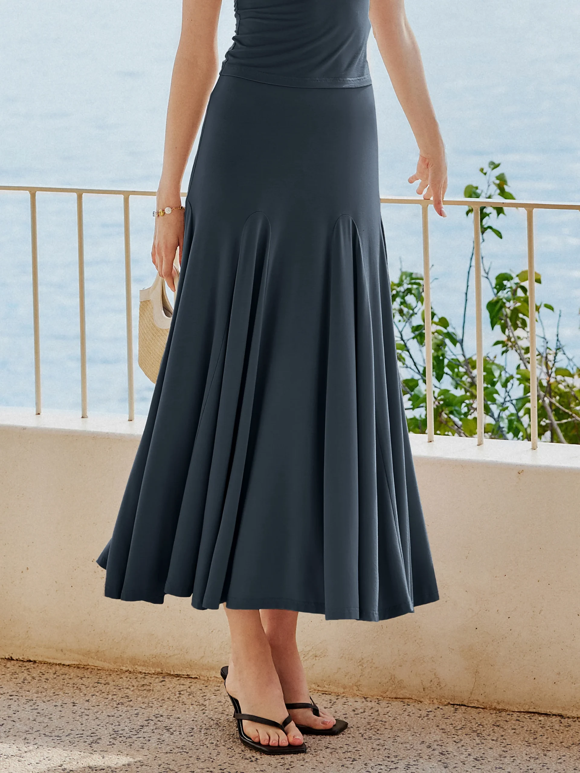 Ultrasoft Flowy Midi Pull-on Skirt