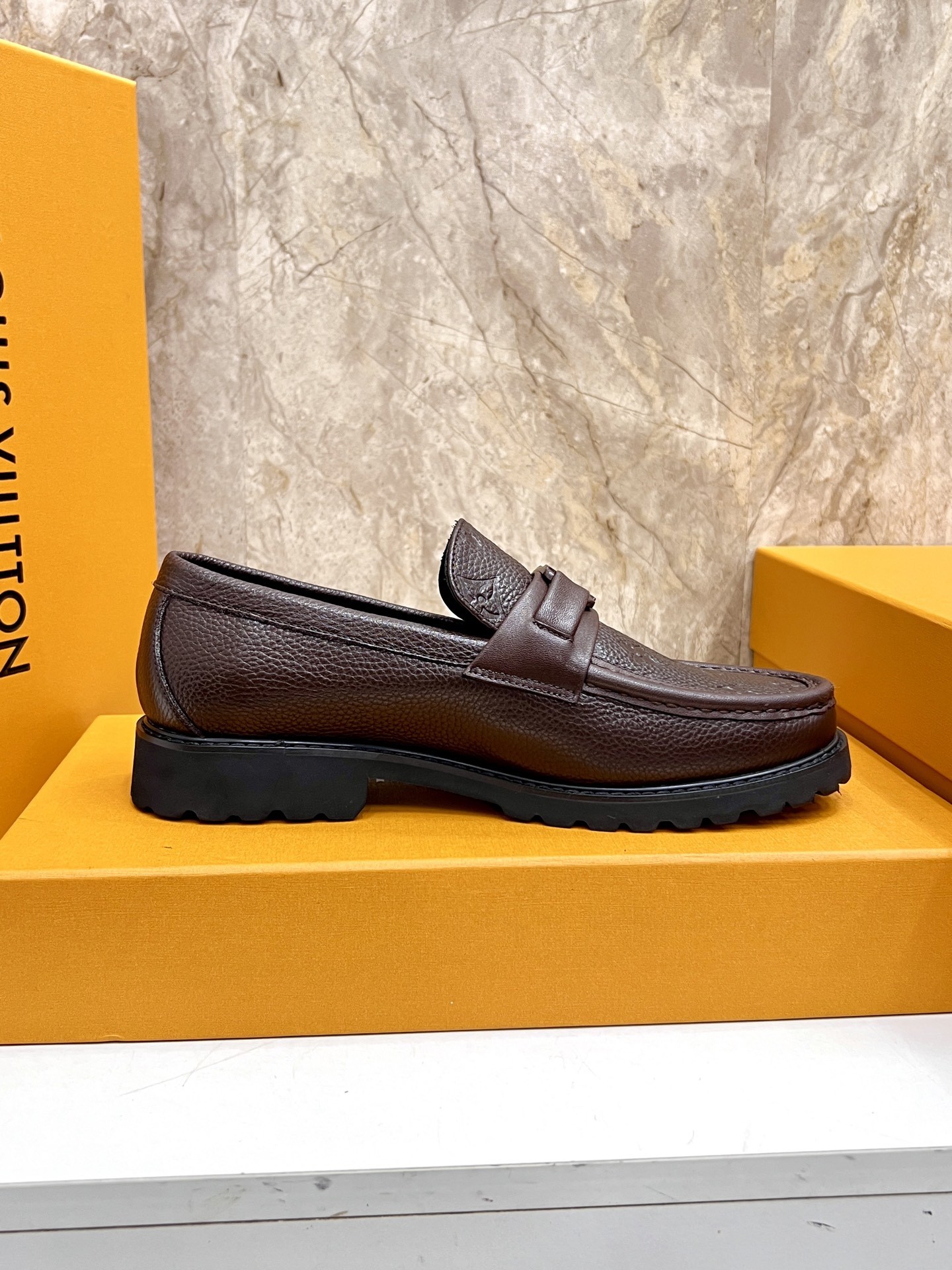 L X V Men's new high qualityLoafers detail 6