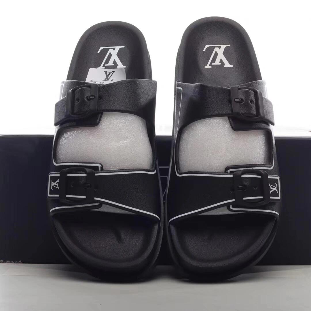 L X V slippers detail 2