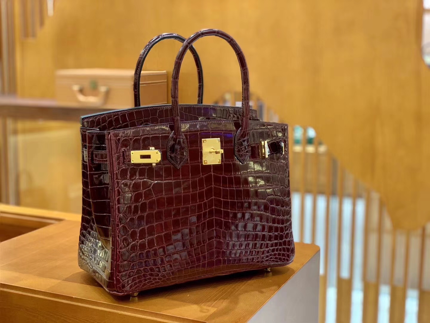 Hermes Birkin 25-30cm Bordeaux wine red Nilius crocodile skin Gold buckle Original honey wax thread Top quality hand sewing In stock customization