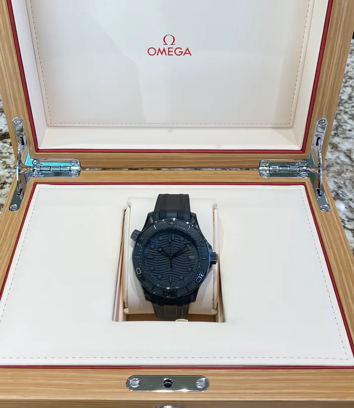 Seamaster Diver 300m Black Black 43.5mm