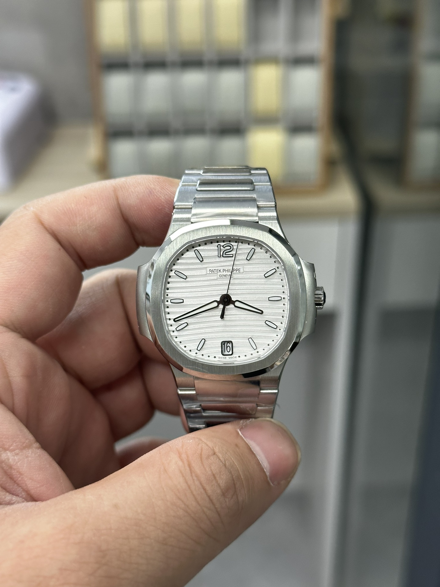 Patek Philippe Ladies Nautilus Stainless Steel 7118 1A 010