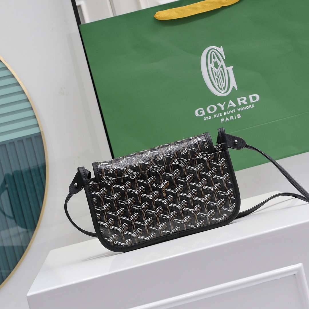 Goyard Shoulder Bags Size 20.5*14*2cm