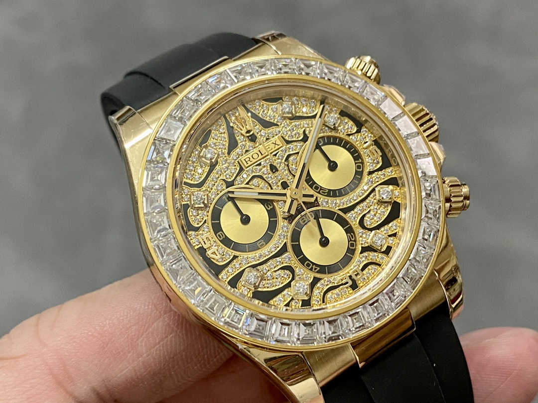 Rolex Cosmograph Daytona 116588 Yellow Gold Black Rubber Strap 40mm Mens Replica Watch