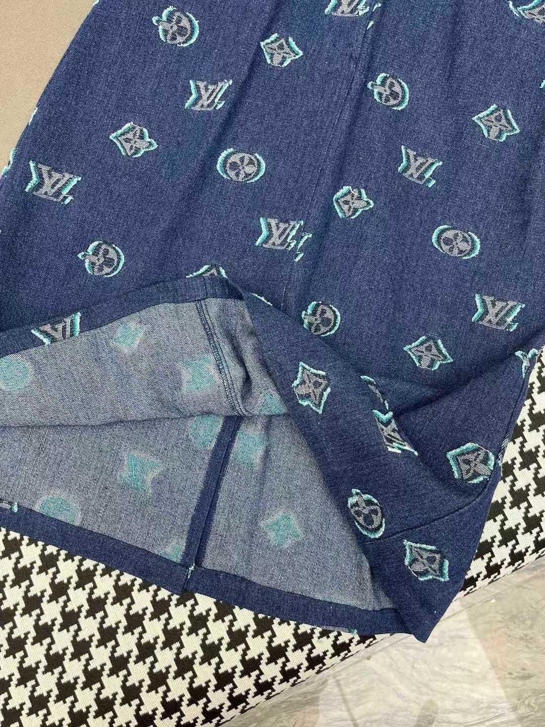 Product detail 4