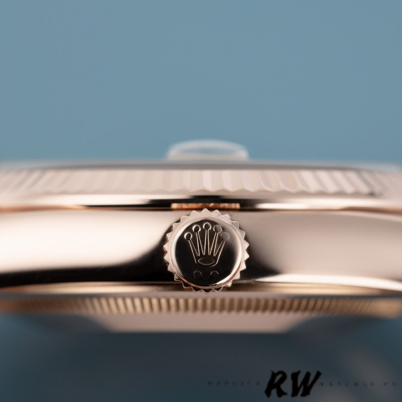 Rolex Day-Date 118235 White Dial Fluted Bezel 36mm Unisex Replica Watch