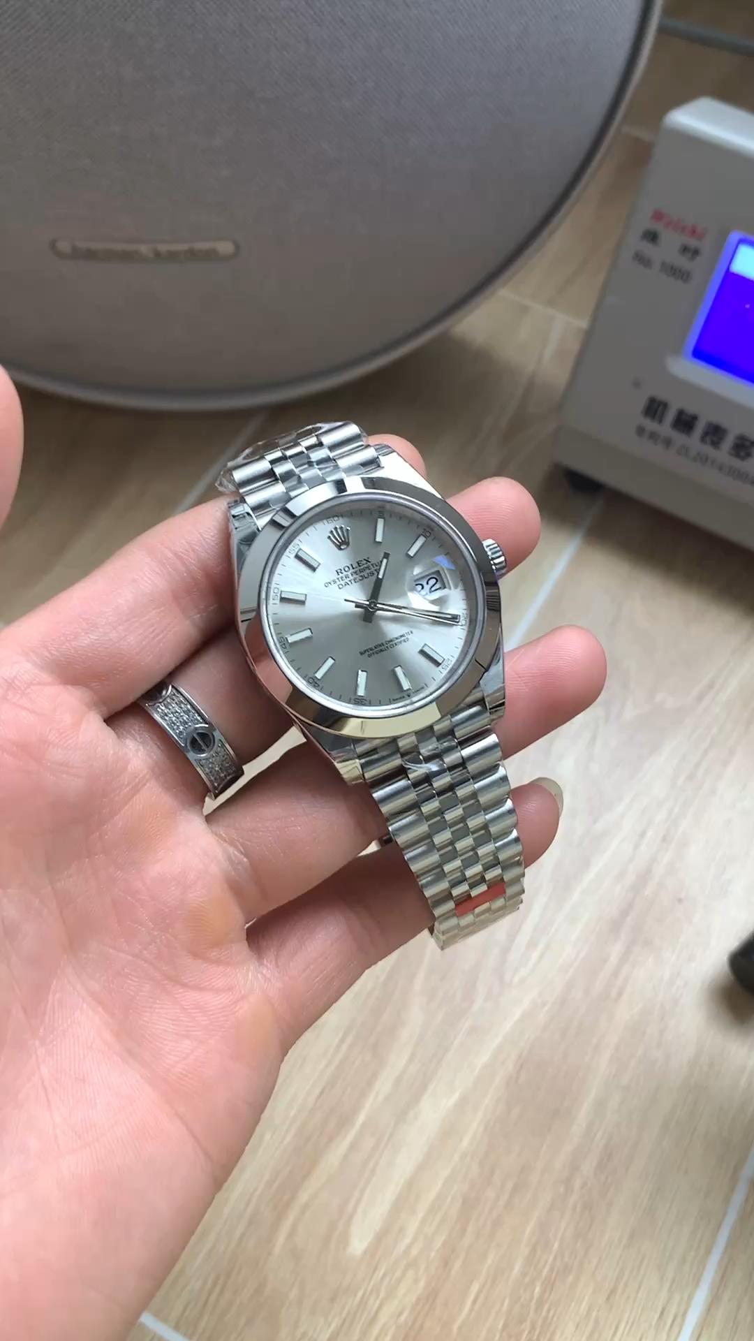 Rolex Datejust 41mm m126300 0004 Silver Stick DIal  Oystersteel Case Domed Bezel
