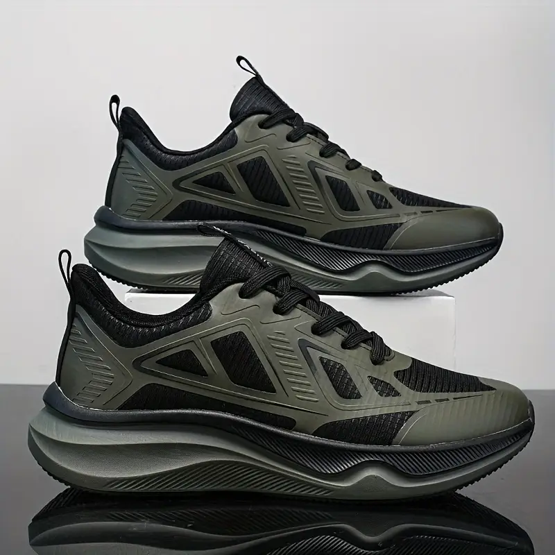 Breathable Low-Top Sports Shoes – Lightweight Fabric Upper & Durable Rubber Sole