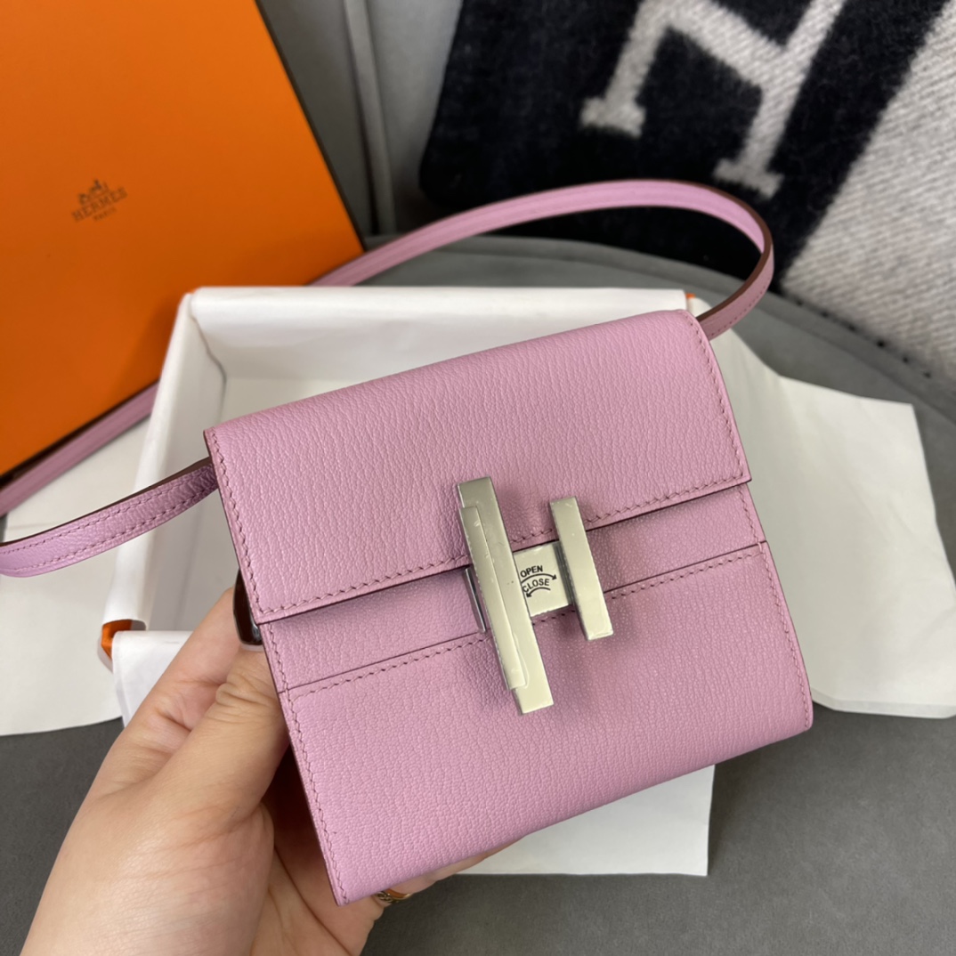 Cinhetic Mini 12cm Sheepskin with Silver Buckles