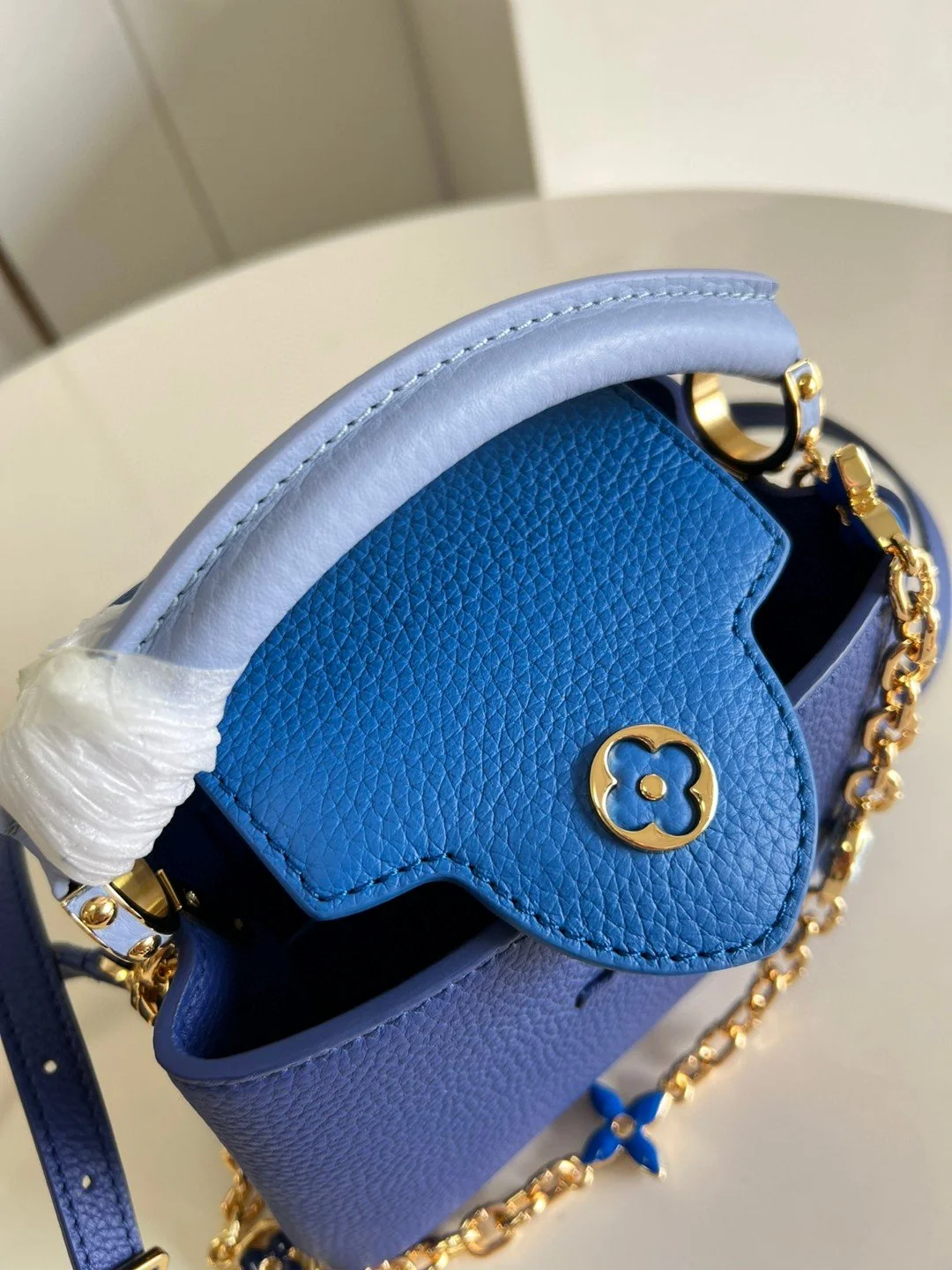 Louis Vuitton Capucines Mini Blue For Women, Womens Handbags, Shoulder Bags And Crossbody Bags 8.3in/21cm LV