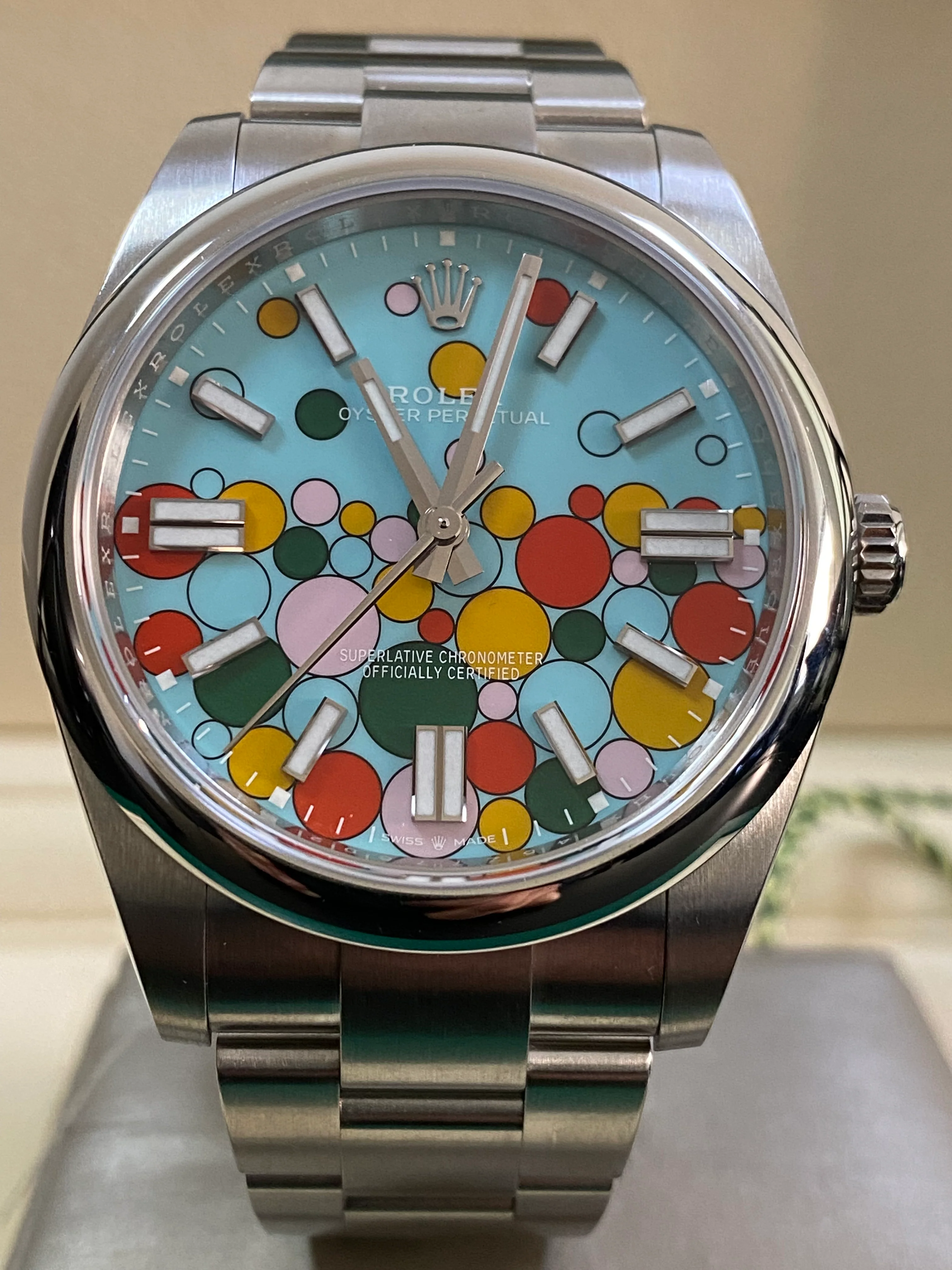 Rolex Oyster Perpetual 41 - Domed Bezel - Turquoise Blue Celebration-Motif Dial - Oyster Bracelet - 124300 *FULL SET*