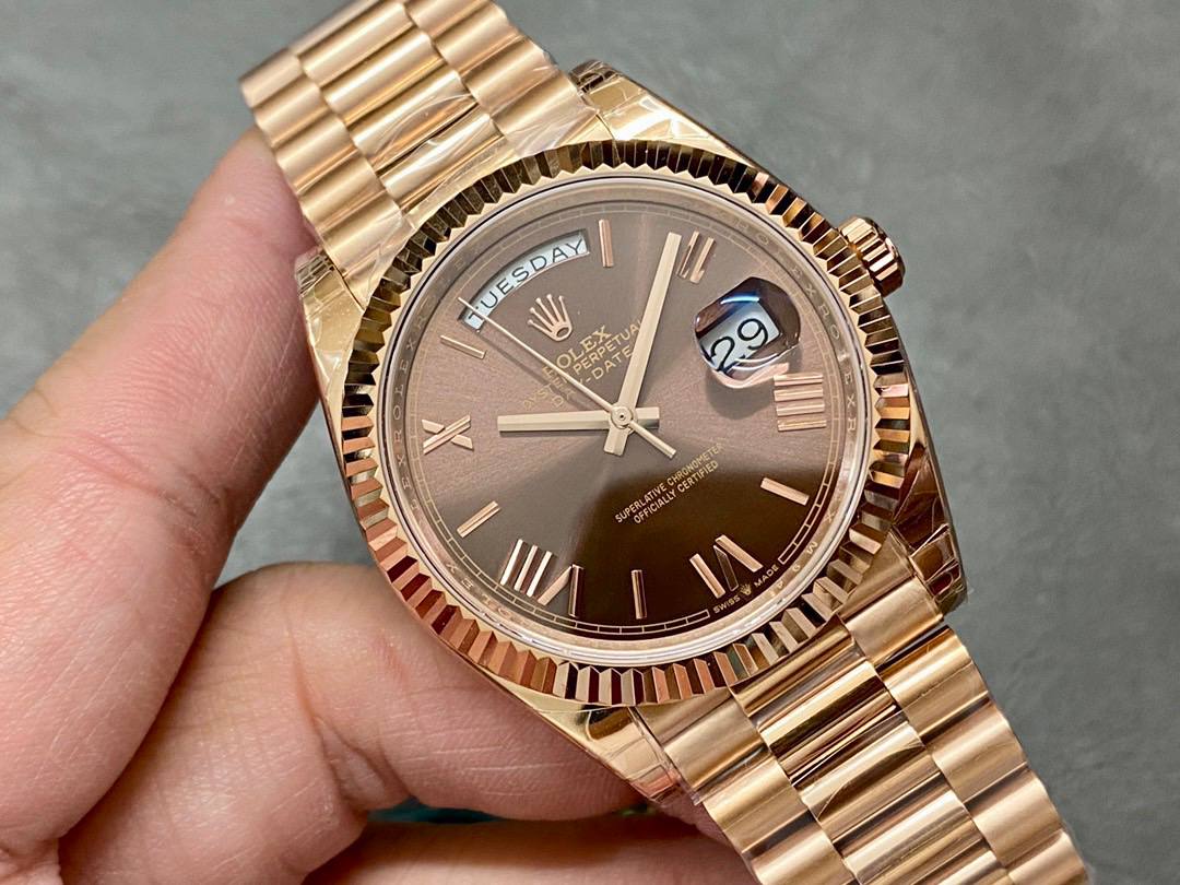 Rolex Day-Date 228235 Chocolate Brown Dial Fluted Bezel 40mm Mens Replica Watch