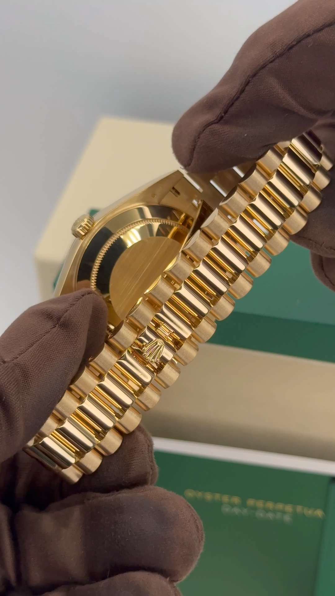 Rolex Day Date 40 Yellow Gold Champagne Dial m228238 0005