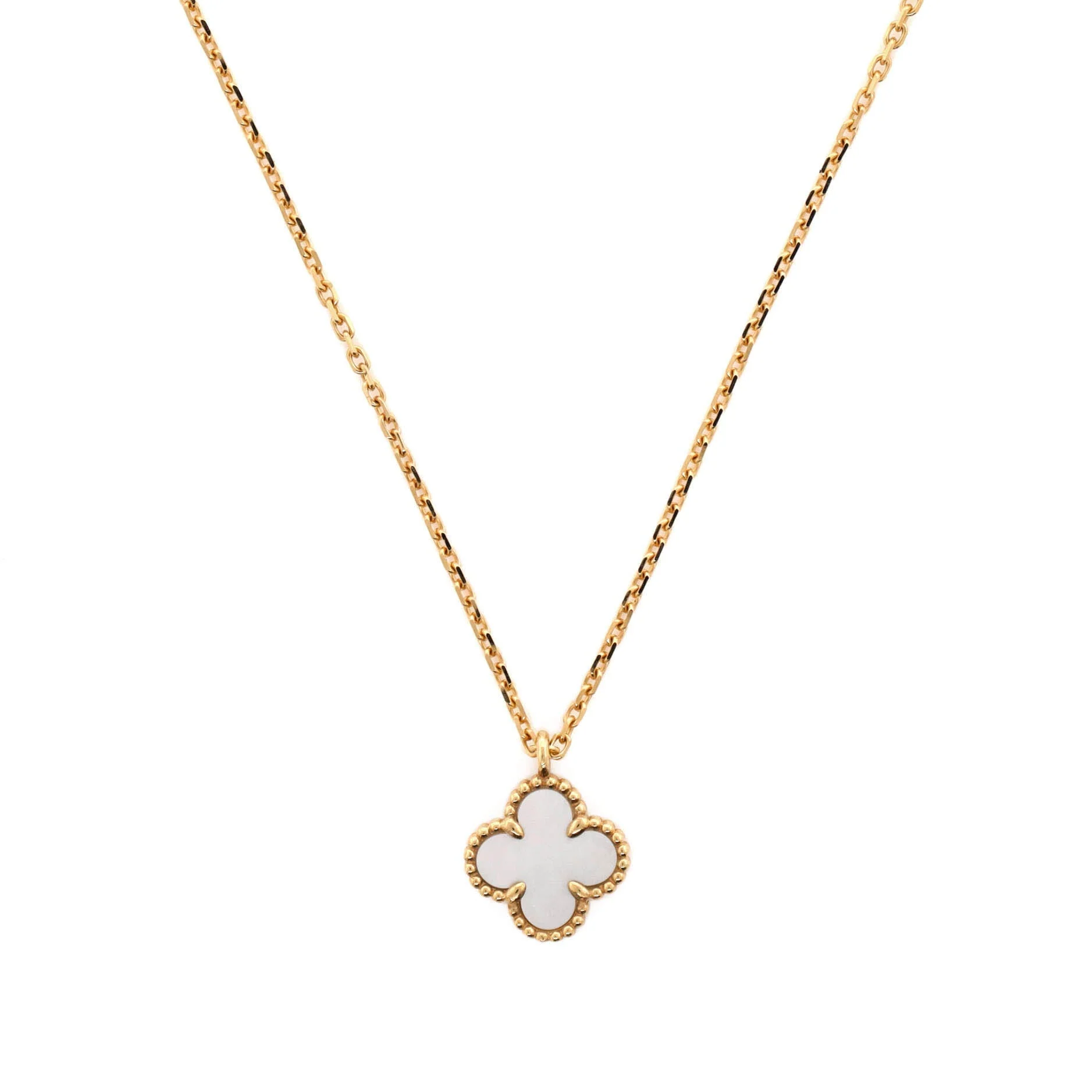 Sweet Alhambra Pendant Necklace 18K Yellow Gold and Mother of Pearl