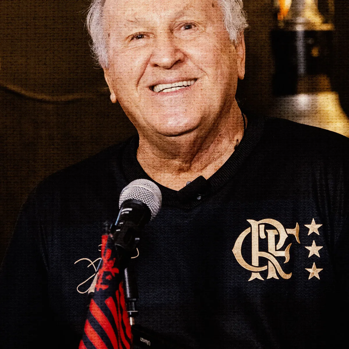 Camisa Flamengo Zico 1981 Preto e Ouro Retrô Masculina - Zico #10