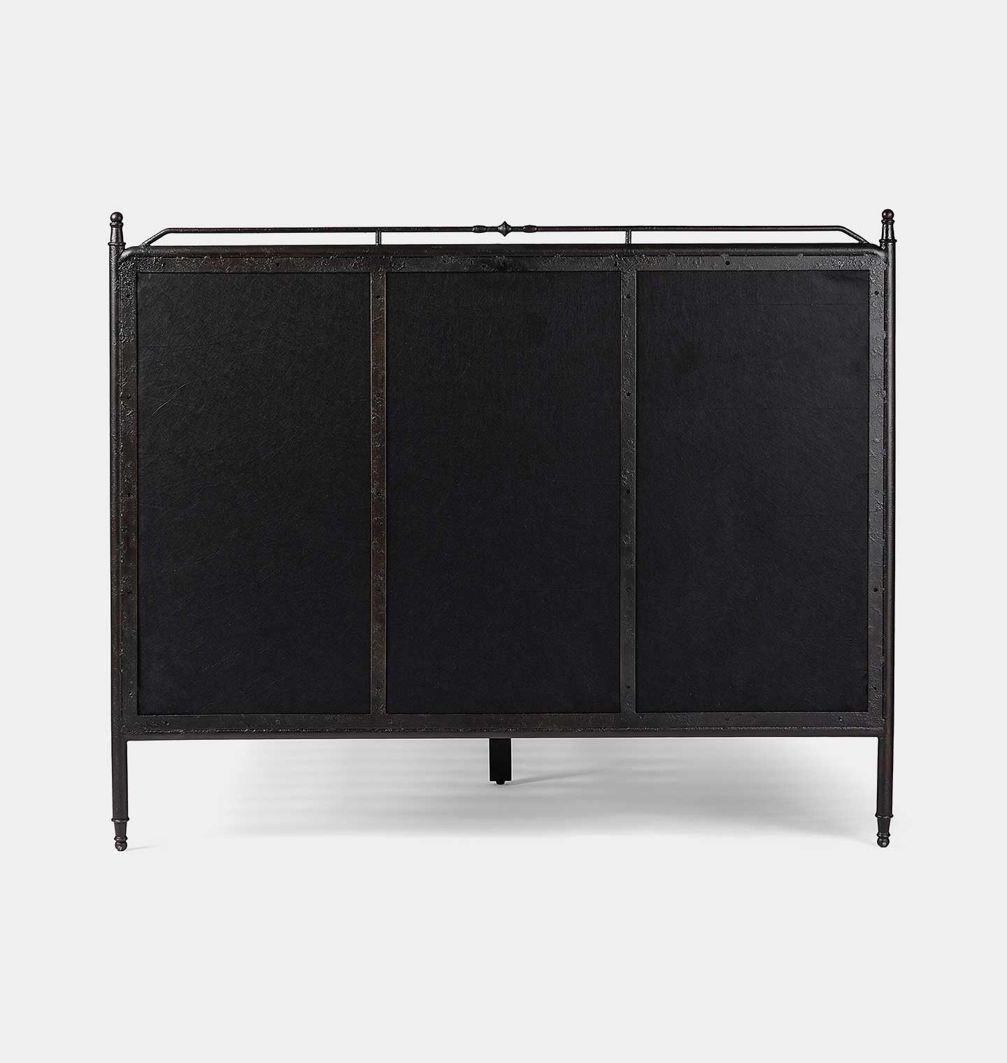 Leyla Bed