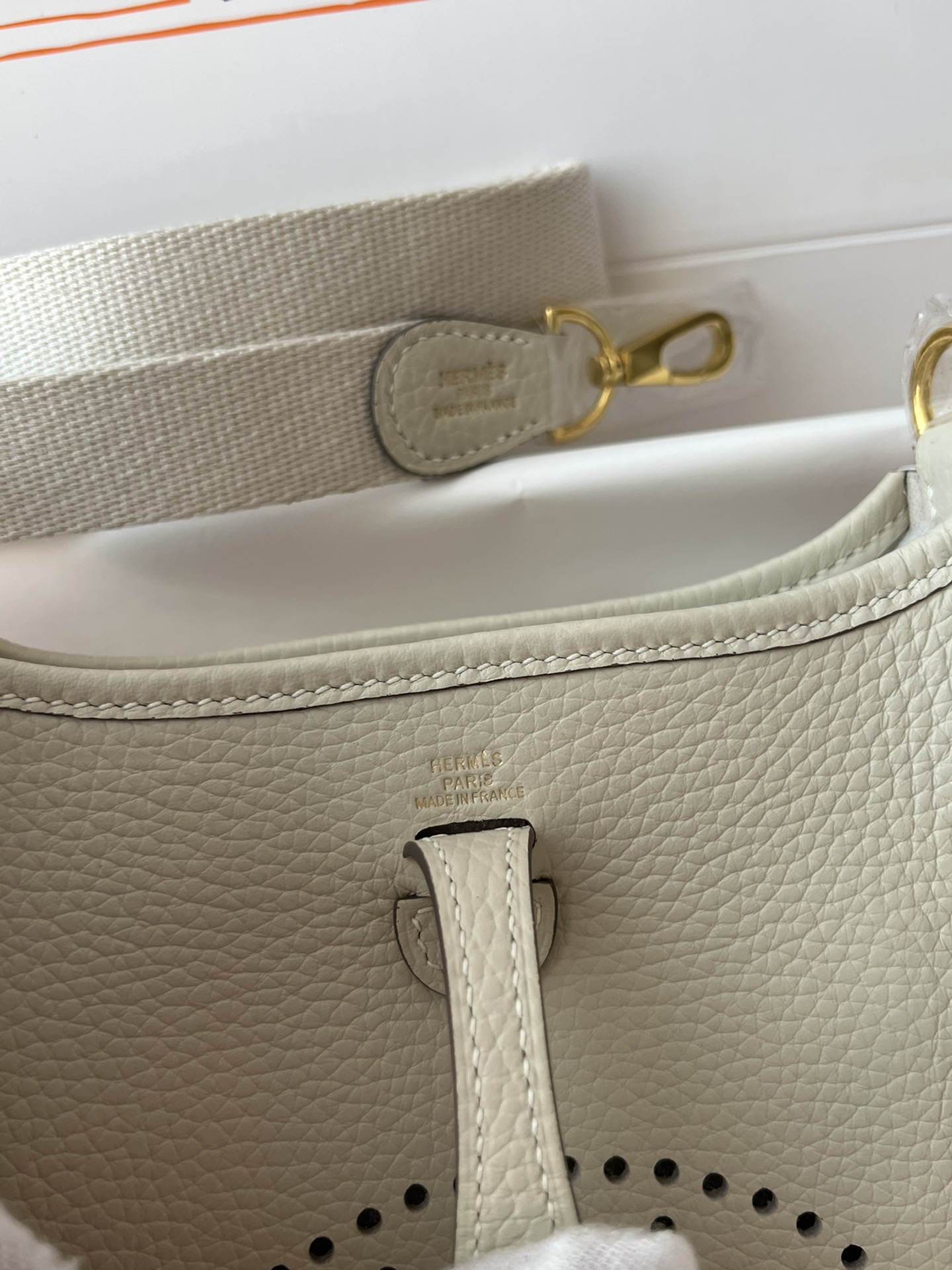 Hermes Evelyn 𝖬𝗂𝗇𝗂 17 Gold Hardware-Top master